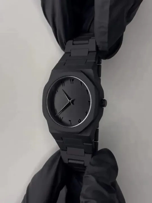 Aura Quartz Watch Black